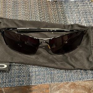 OAKLEY SUNGLASSES